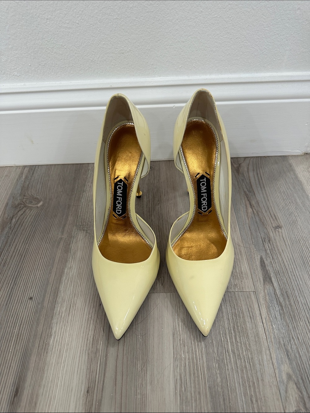 Tom Ford Pale Yellow Patent Pointed Pumps